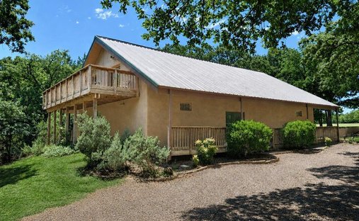 House in Sadler, Texas, United States 1