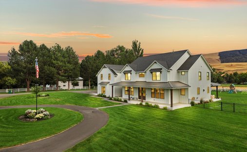 House in Prosser, Washington, United States 1