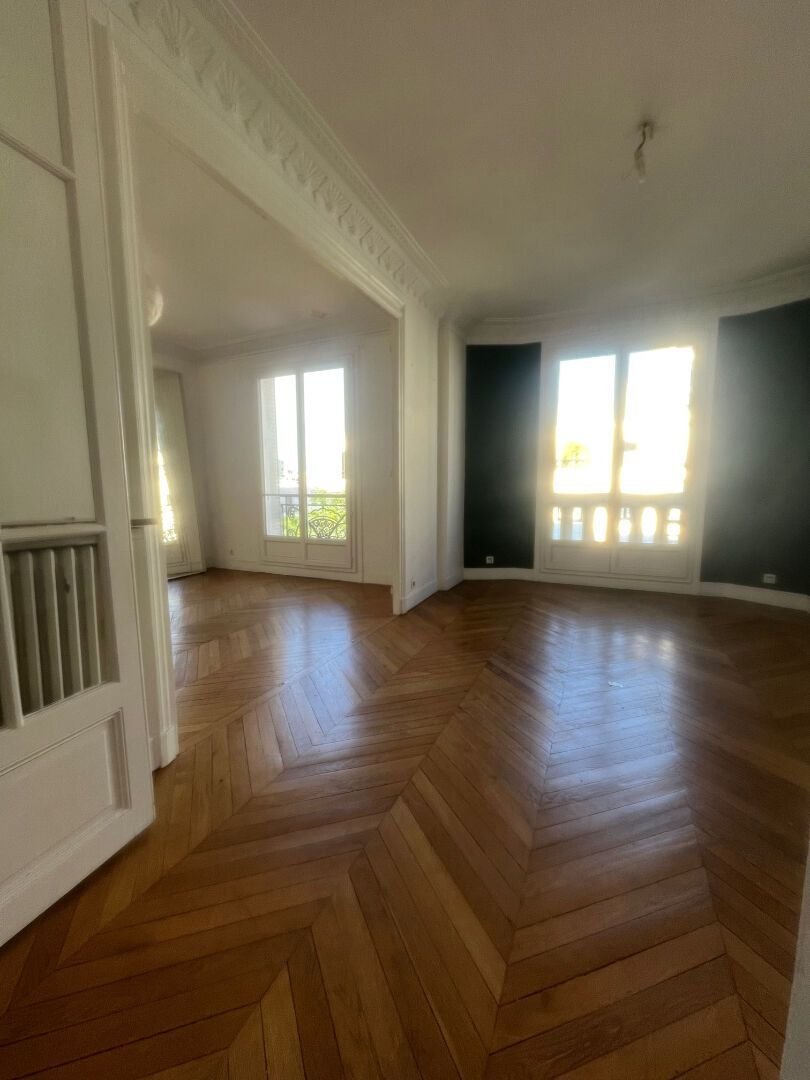 Apartment in Palais Royal, Paris 1er Arrondissement, Paris 3 - 15834940