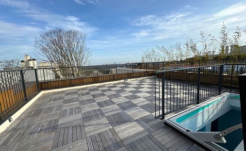 Apartment in Saint-Cloud, Ile-de-France, France 1