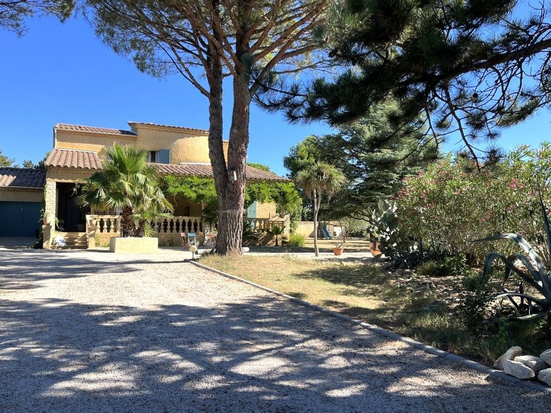 Casa a Ouest, Rochefort-du-Gard, Francia 1 - 16402522