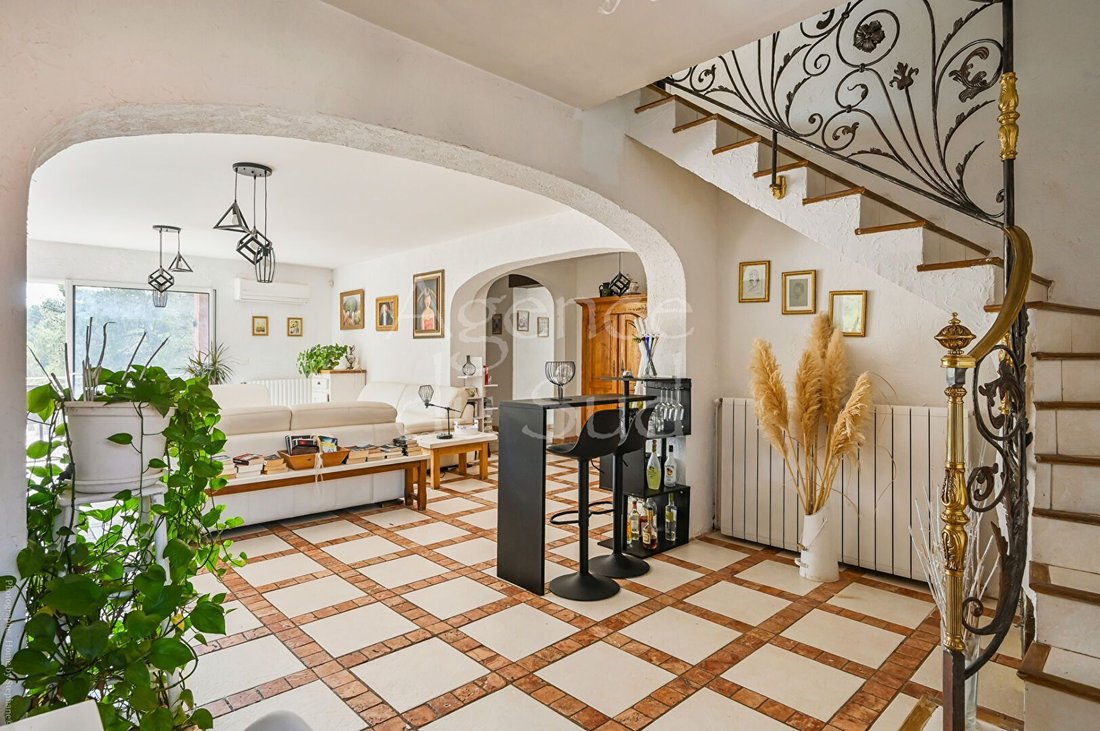 House in La Destrousse, Provence-Alpes-Côte d'Azur, France 3 - 16461131