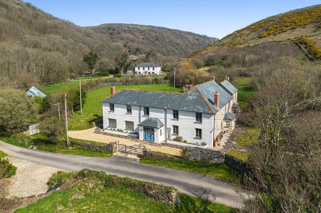 House in Devon, England 1 - 17928361