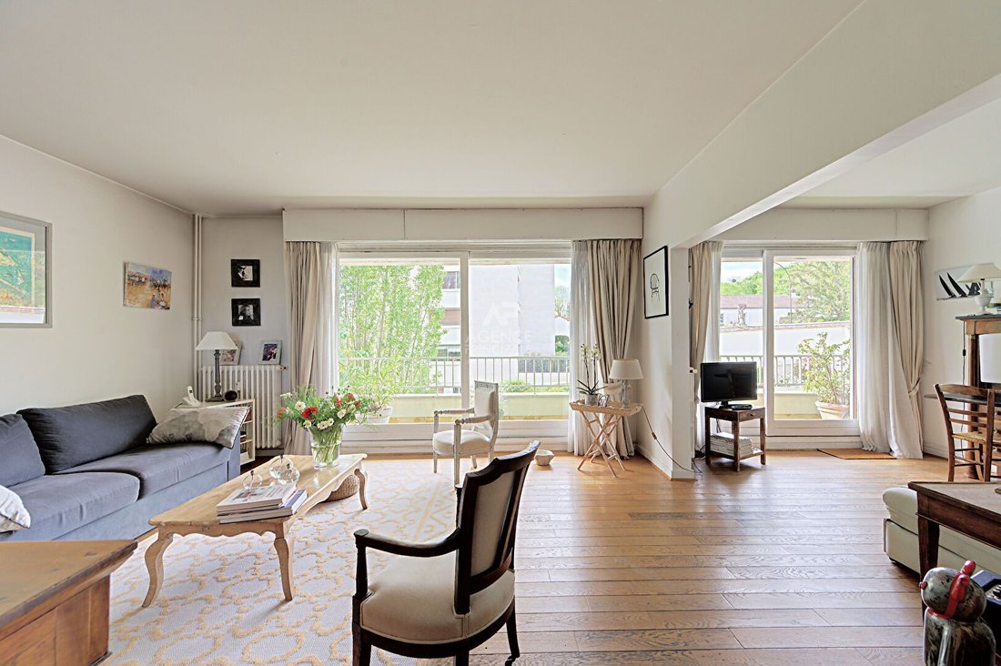 Appartement à Forêt, Saint-Germain-en-Laye, France 1 - 17683859