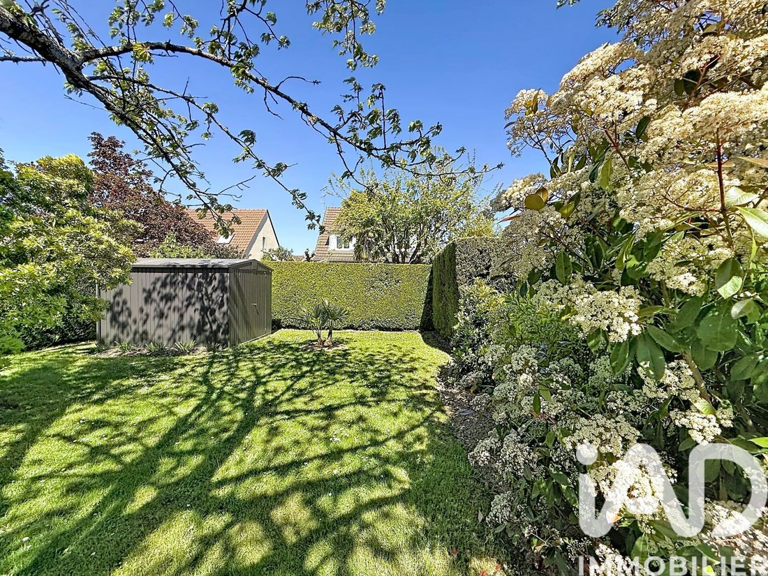 House in Ballainvilliers, Ile-de-France, France 2 - 17943888