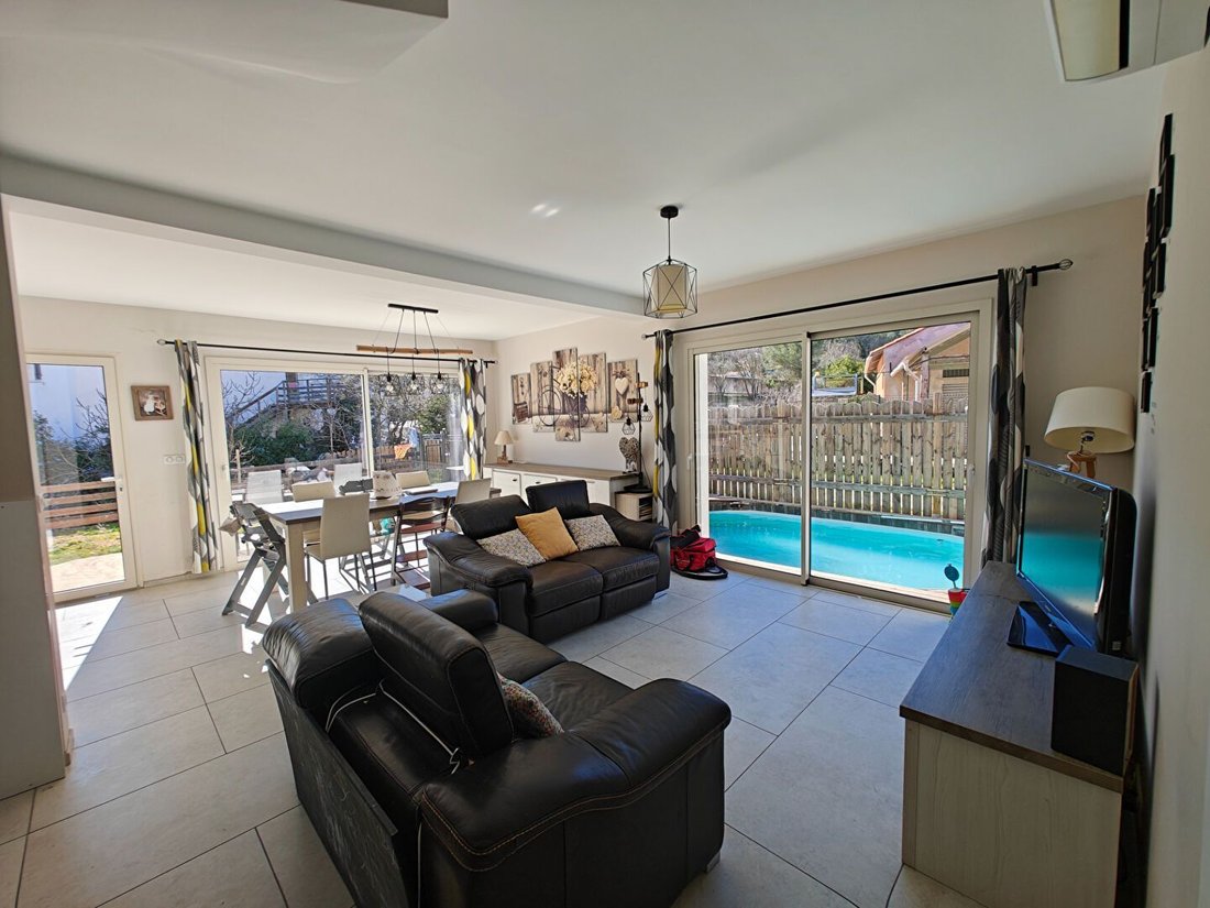 Villa in Les Rayols-Saint Lazare-Les Bousquets, Cuers, France 3 - 17451460