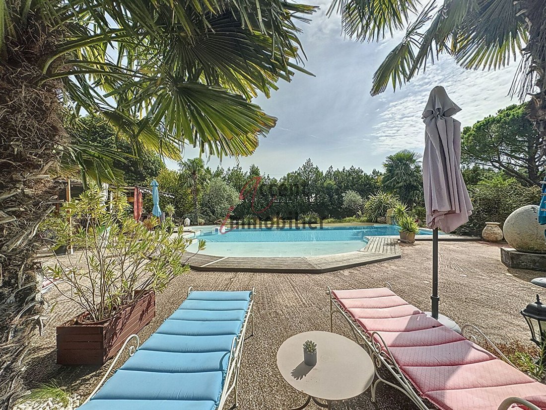 House in Orgon, Provence-Alpes-Côte d'Azur, France 2 - 15689964