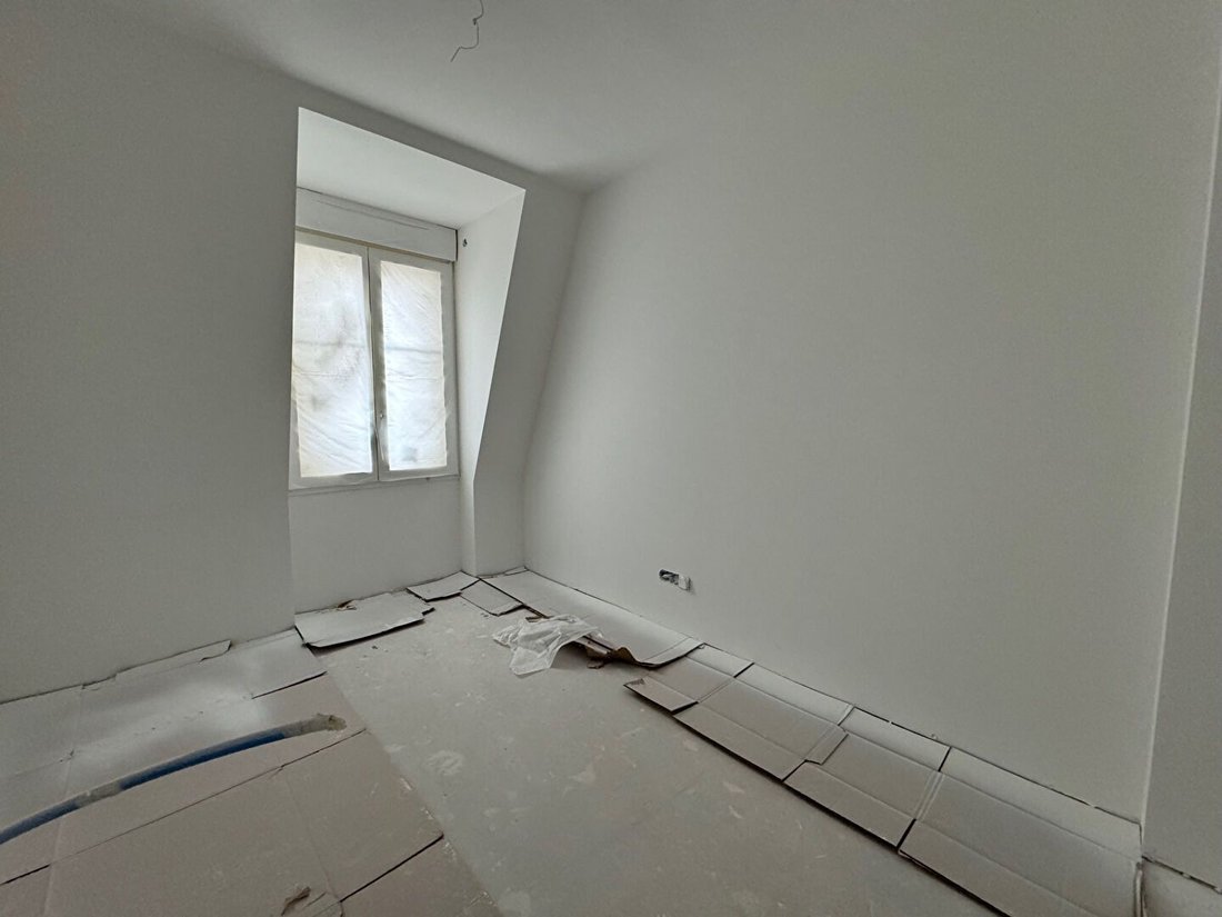 Apartment in Puteaux, Ile-de-France, France 4 - 16467661