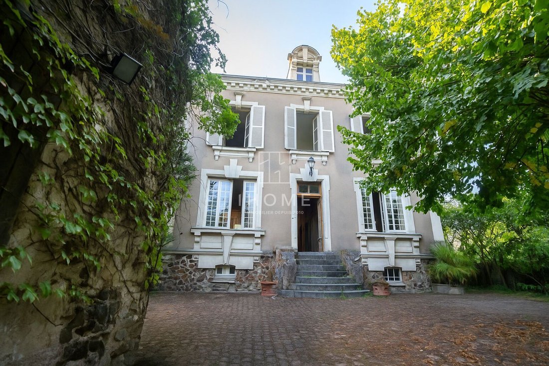 House in Le Mesnil-en-Vallee, Mauges-sur-Loire, France 1 - 16334339