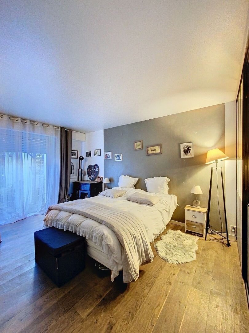 Apartment in Bois de Boulogne, Paris 16e Arrondissement, Paris 5 - 17066078