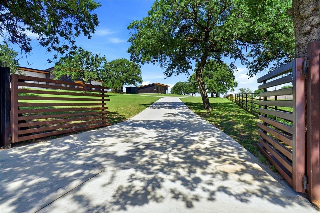 House in Azle, Texas, United States 2 - 17928687