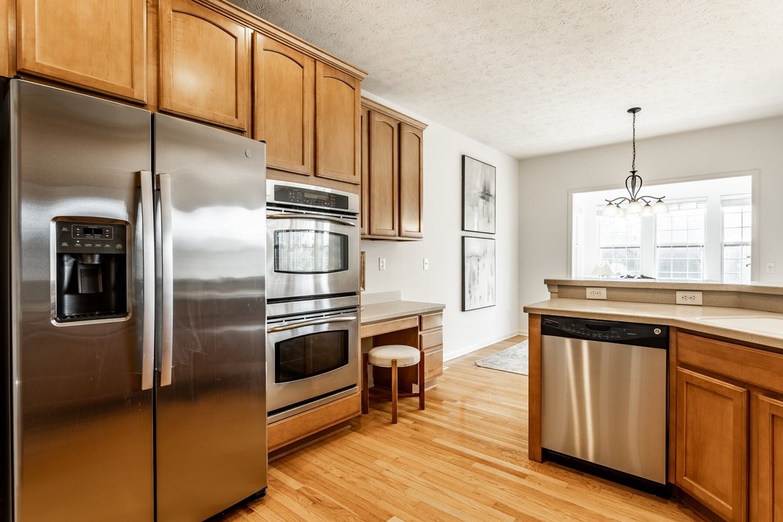 House in Zionsville, Indiana, United States 3 - 17928012