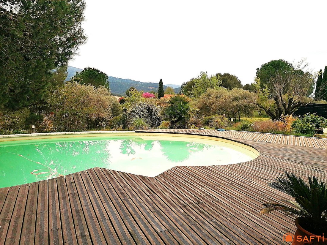 Casa en Saint-Zacharie, Provenza-Alpes-Costa Azul, Francia 4 - 17685356