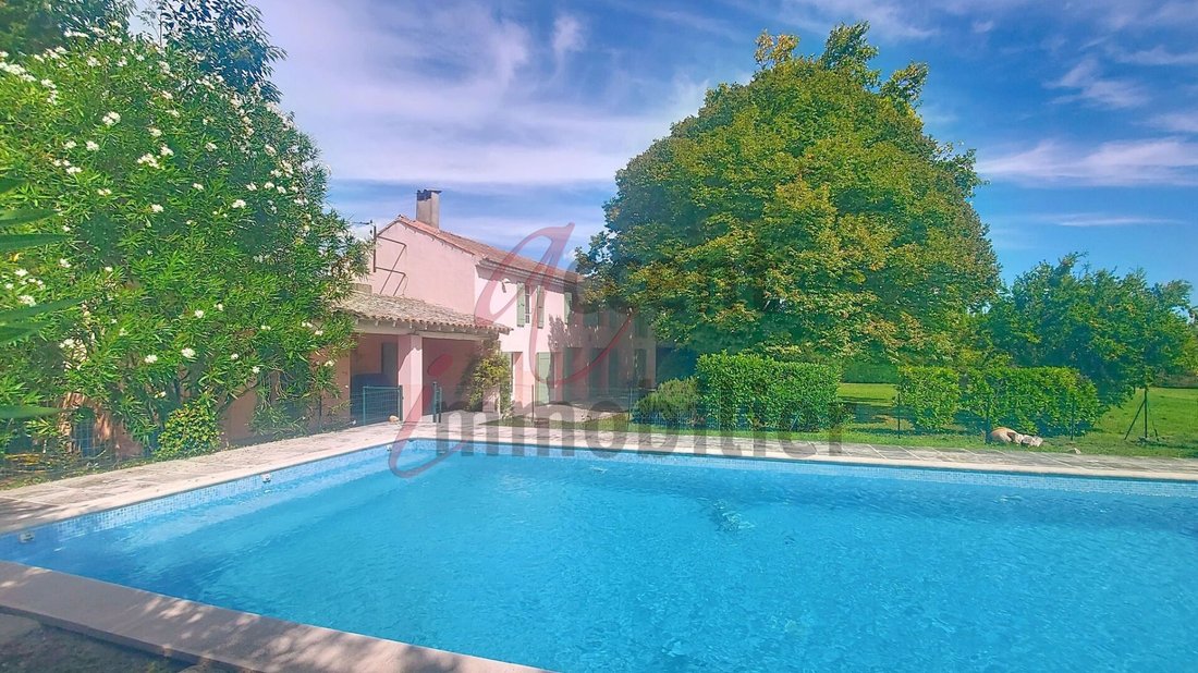 House in Noves, Provence-Alpes-Côte d'Azur, France 5 - 16184521