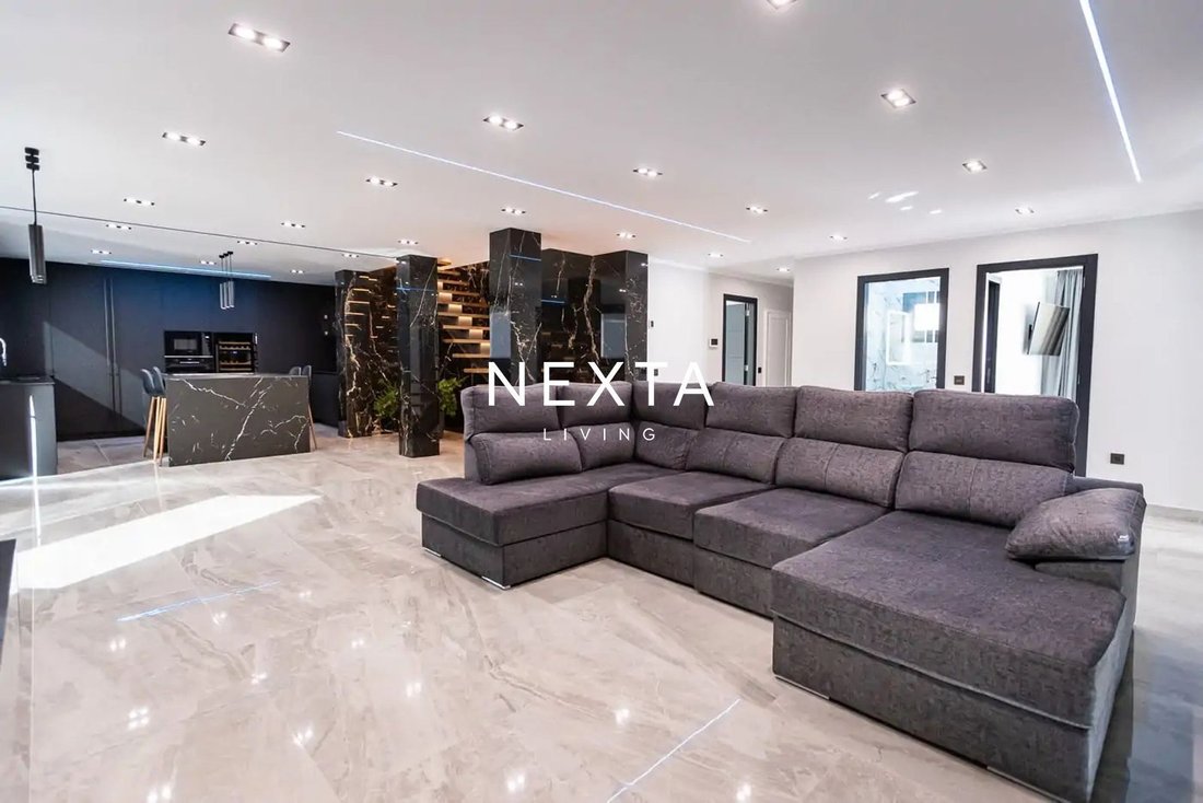 Chalet in Adeje, Canary Islands, Spain 4 - 17928076