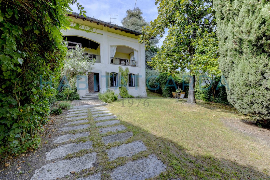 Salo, Lombardy, Italy 3 - 17936142