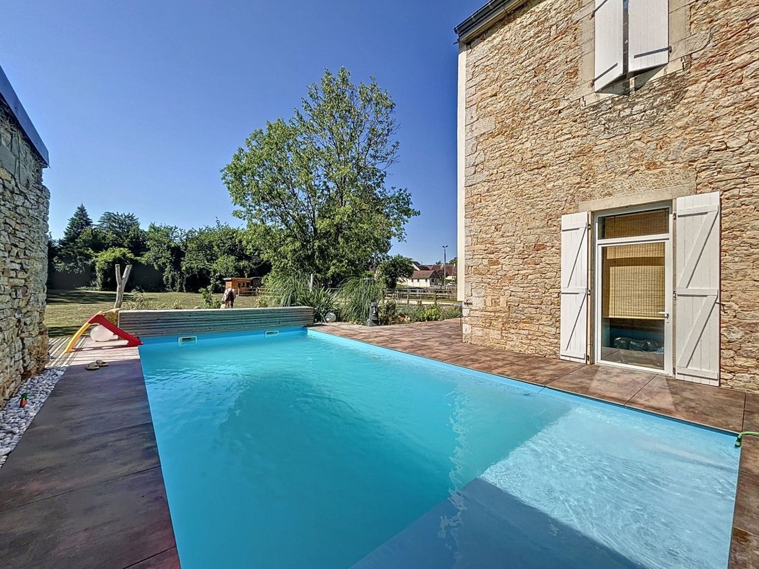 House in Beaufort, Beaufort-Orbagna, France 2 - 17901868