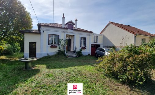 Villa in Centre Ville, Acheres, France 1