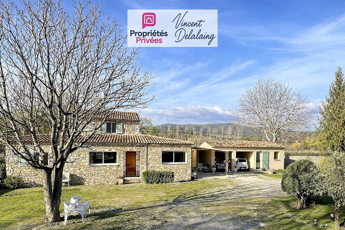 Villa in Lourmarin, Provence-Alpes-Côte d'Azur, France 4 - 17935260