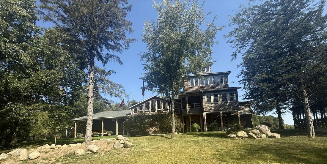 House in Lyons, Michigan, United States 1 - 17941276