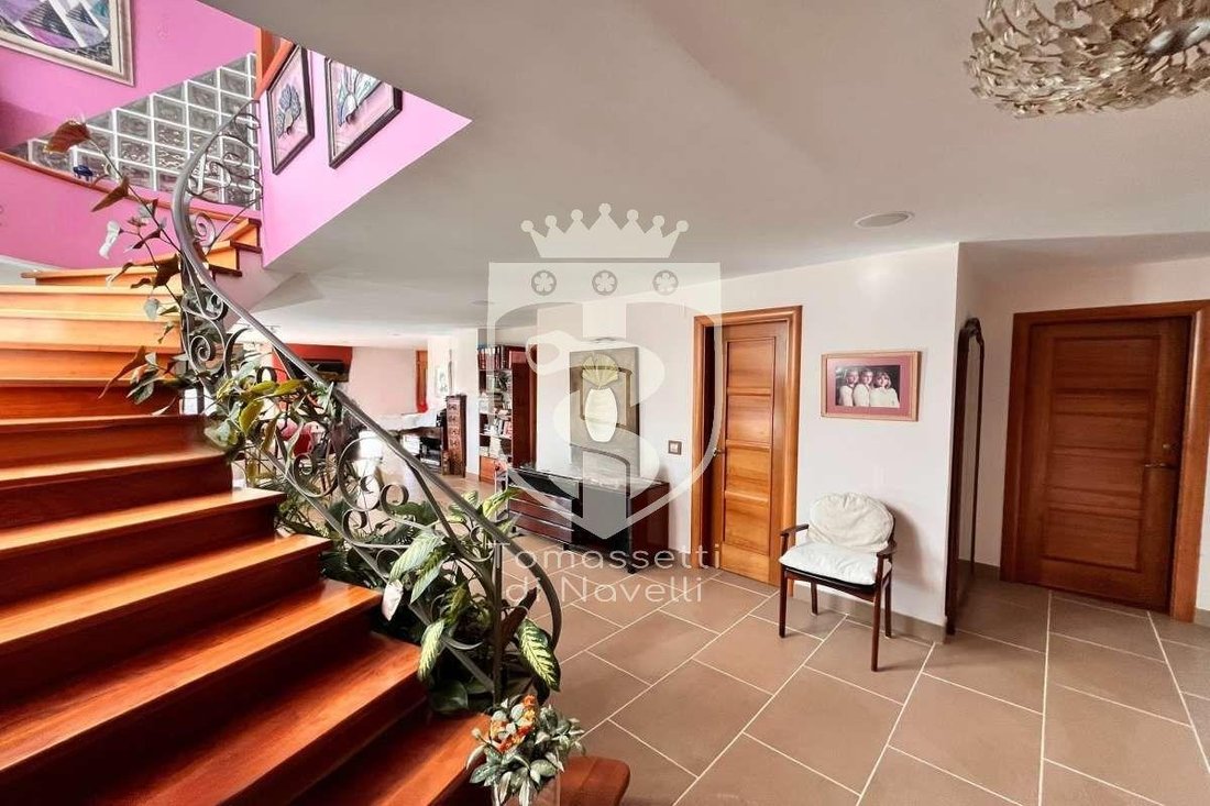 Villa in Torrelodones, Comunidad de Madrid, Spain 1 - 17933477