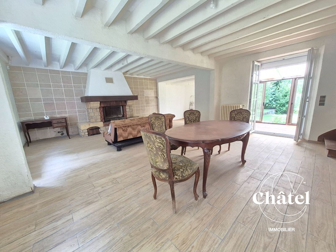 House in Cires-les-Mello, Hauts-de-France, France 1 - 16649387