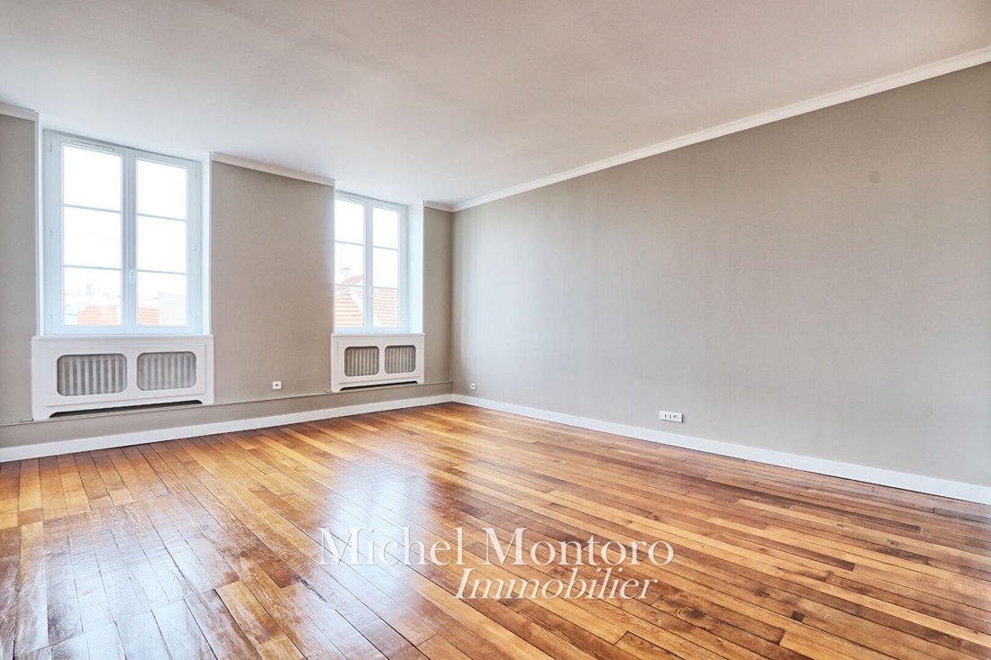 Apartment in Forêt, Saint-Germain-en-Laye, France 1 - 16099563
