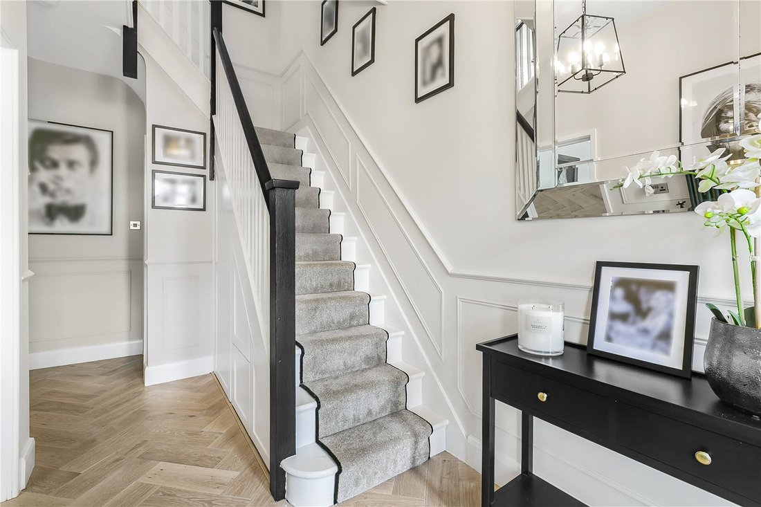 House in East Barnet, Barnet, England 5 - 17940504
