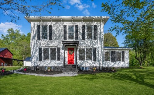 House in Garrettsville, Ohio, United States 1