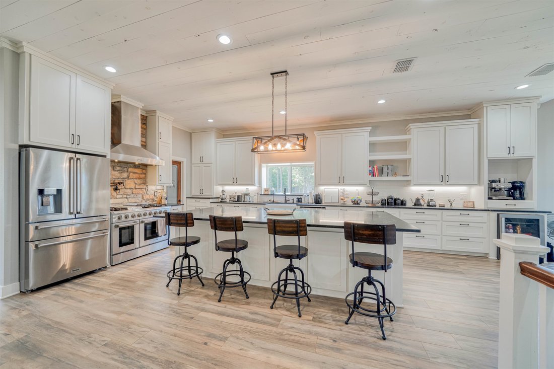 House in Gilmer, Texas, United States 2 - 17936781