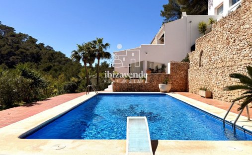Villa in Can Furnet, Santa Eularia des Riu, Balearic Islands 1