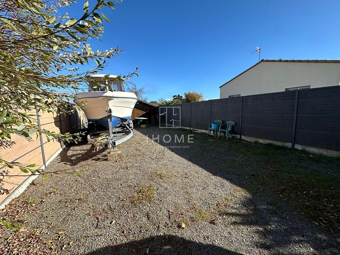 House in La Plaine-sur-Mer, Pays de la Loire, France 3 - 16603478