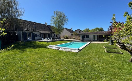 Haus in Mere, Île-de-France, Frankreich 1