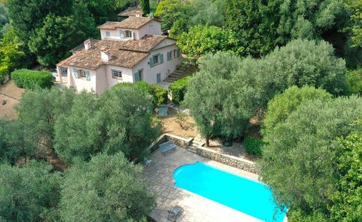 Maison à Grasse, Provence-Alpes-Côte d'Azur, France 1