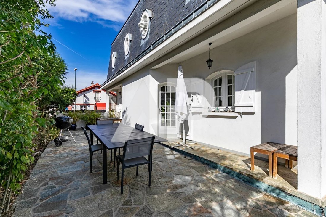 House in Jardin Parisien, Clamart, France 2 - 16066254