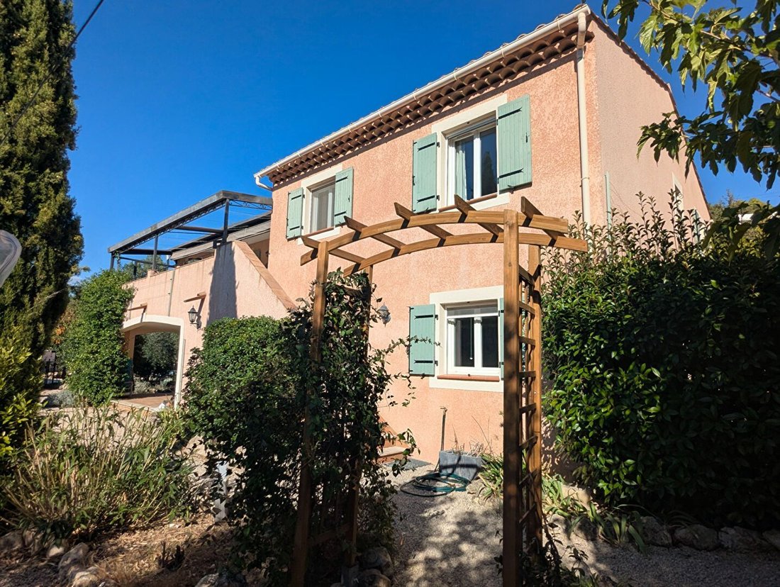 House in Salernes, Provence-Alpes-Côte d'Azur, France 1 - 16475619