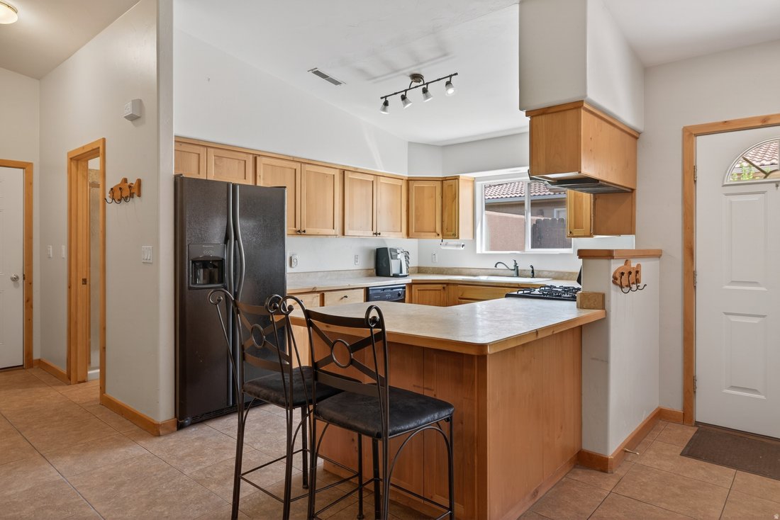 House in Moab, Utah, United States 4 - 17935635