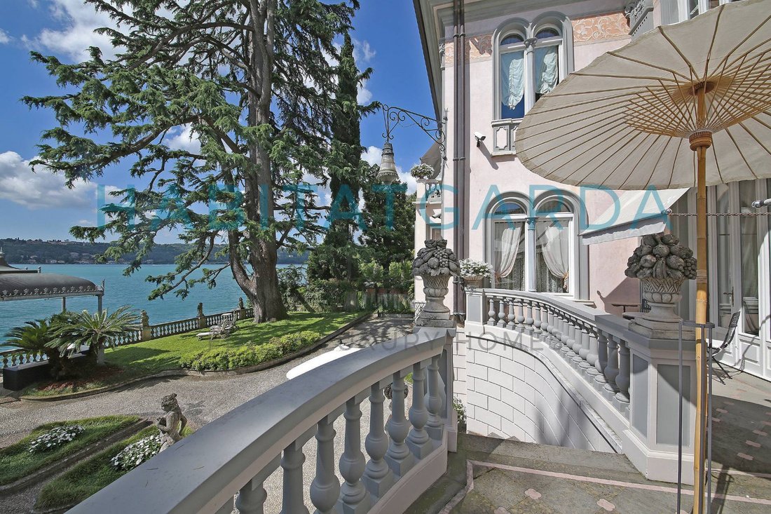 Villa in Salo, Lombardy, Italy 4 - 17936148