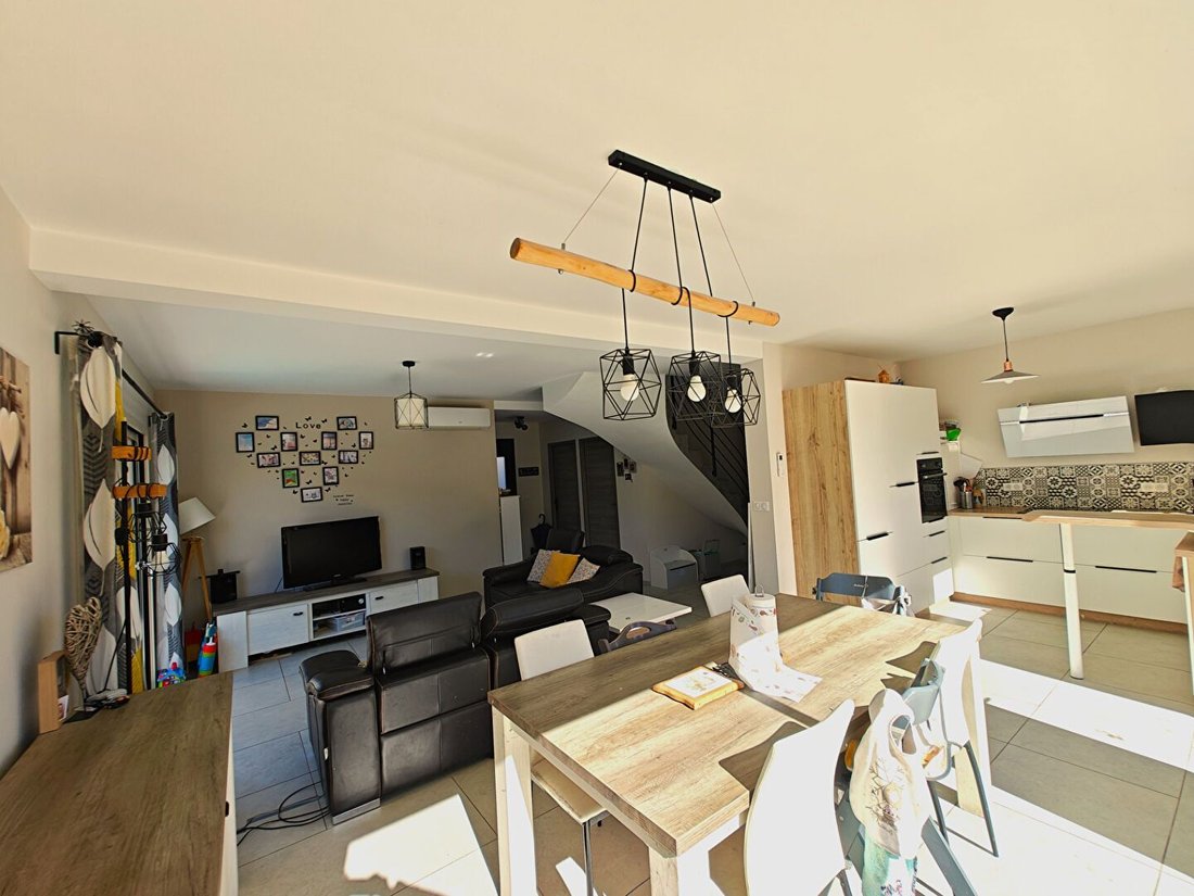 Villa in Les Rayols-Saint Lazare-Les Bousquets, Cuers, France 4 - 17451460