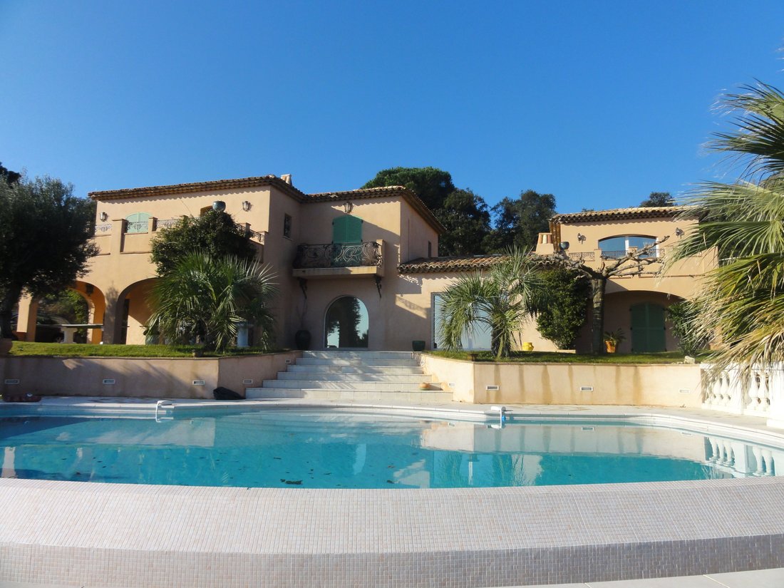 Villa in Ramatuelle, Provence-Alpes-Côte d'Azur, France 1 - 16286418