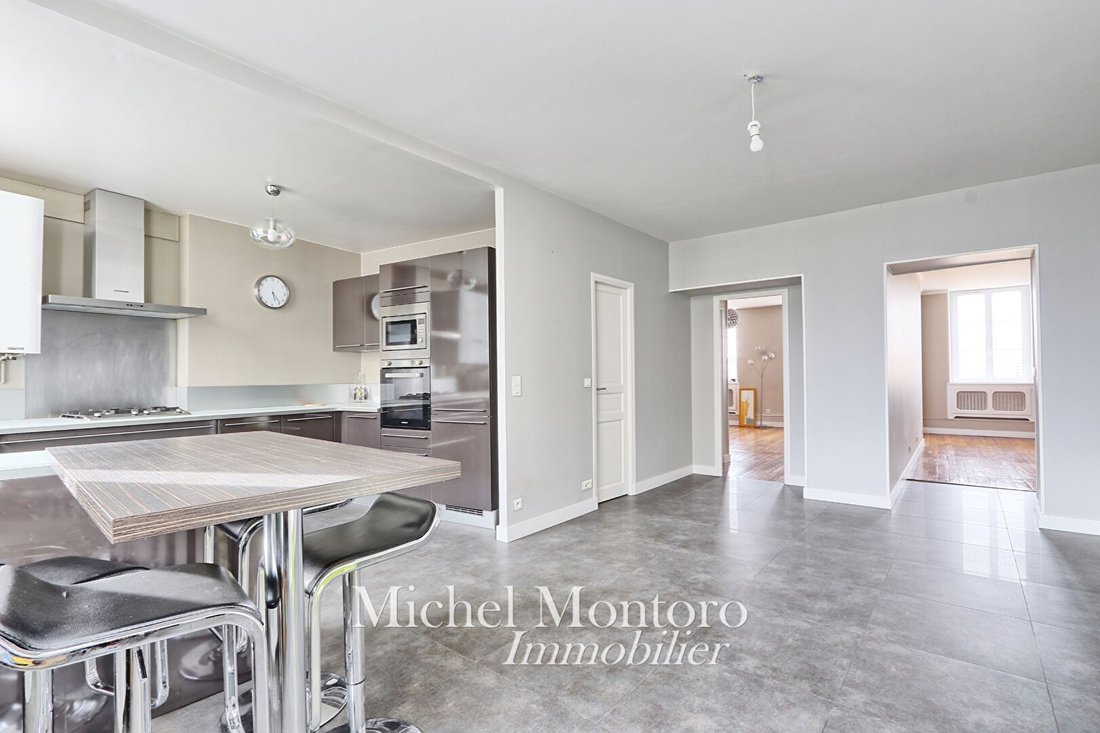 Apartment in Forêt, Saint-Germain-en-Laye, France 3 - 16099563