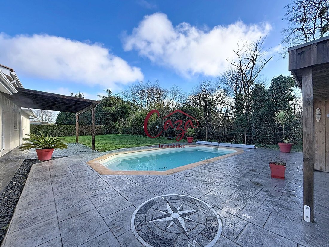 House in Camblanes-et-Meynac, Nouvelle-Aquitaine, France 1 - 17078729