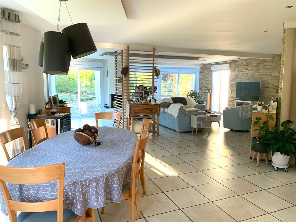 House in Montfort-l'Amaury, Ile-de-France, France 2 - 16074206