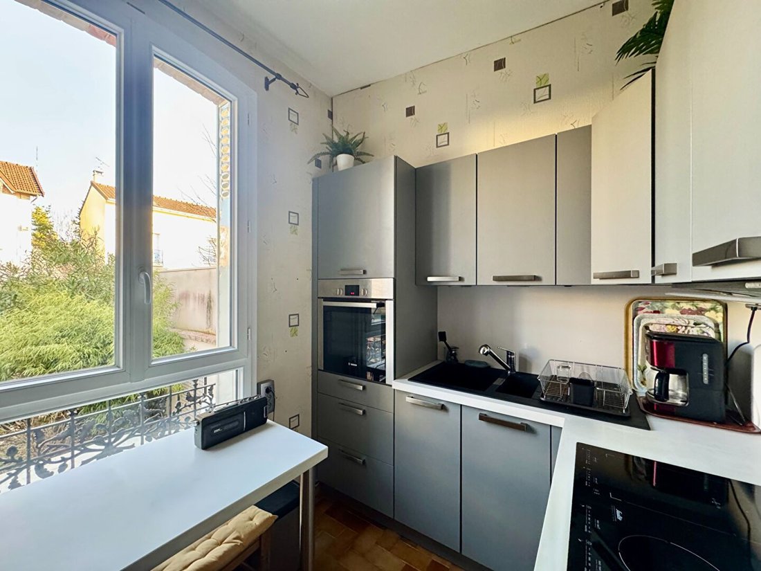 House in Bois-Colombes, Ile-de-France, France 5 - 17262969