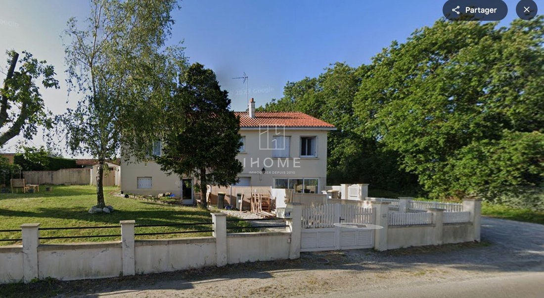 House in La Plaine-sur-Mer, Pays de la Loire, France 1 - 16603478