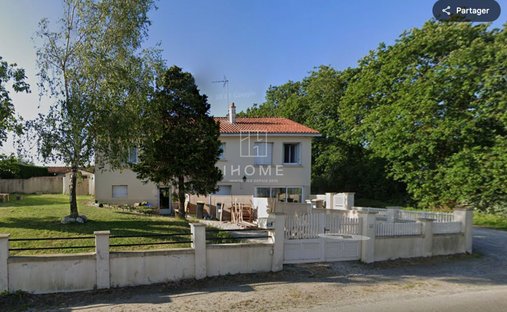 House in La Plaine-sur-Mer, Pays de la Loire, France 1