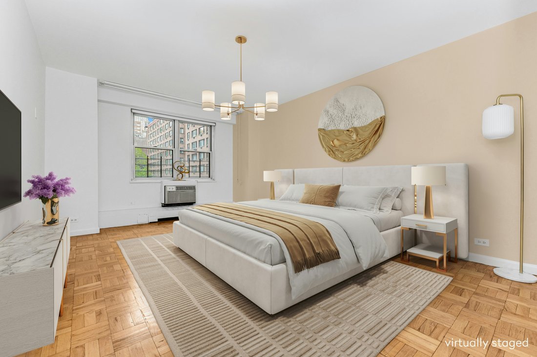 House in New York, New York, United States 3 - 16748413