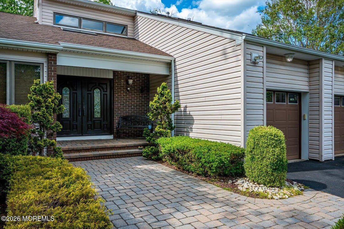 House in Tinton Falls, New Jersey, United States 4 - 17929818