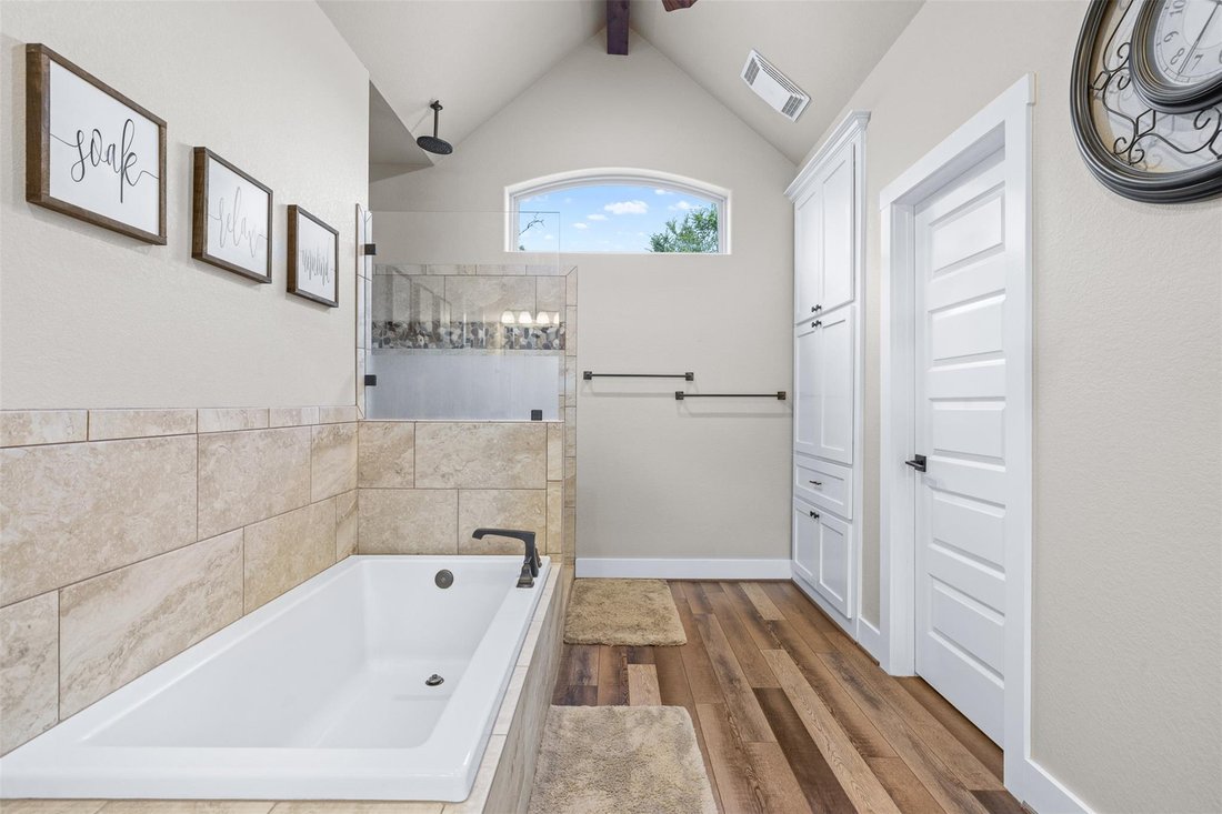 House in Gause, Texas, United States 4 - 17929119