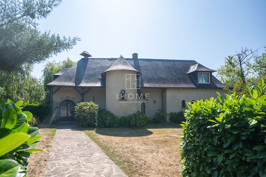 House in Montreuil-sur-Maine, Pays de la Loire, France 2 - 16333792